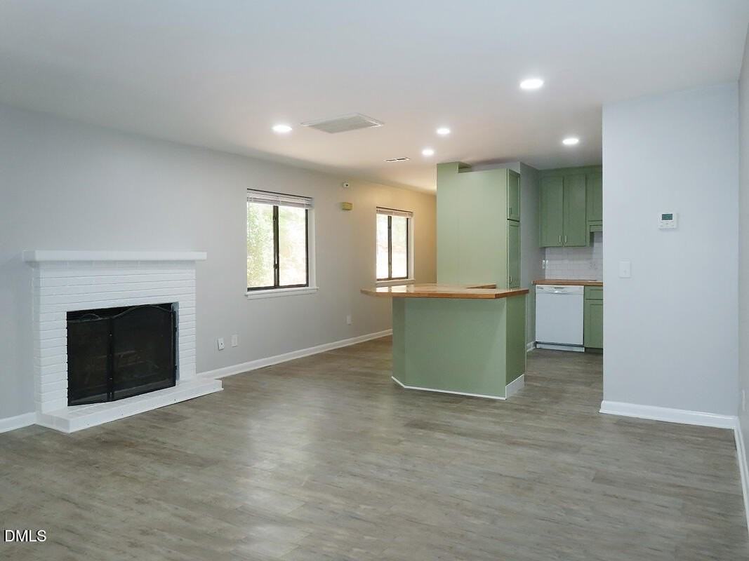 913 Shadylawn Rd #A - Photo 6 of 16