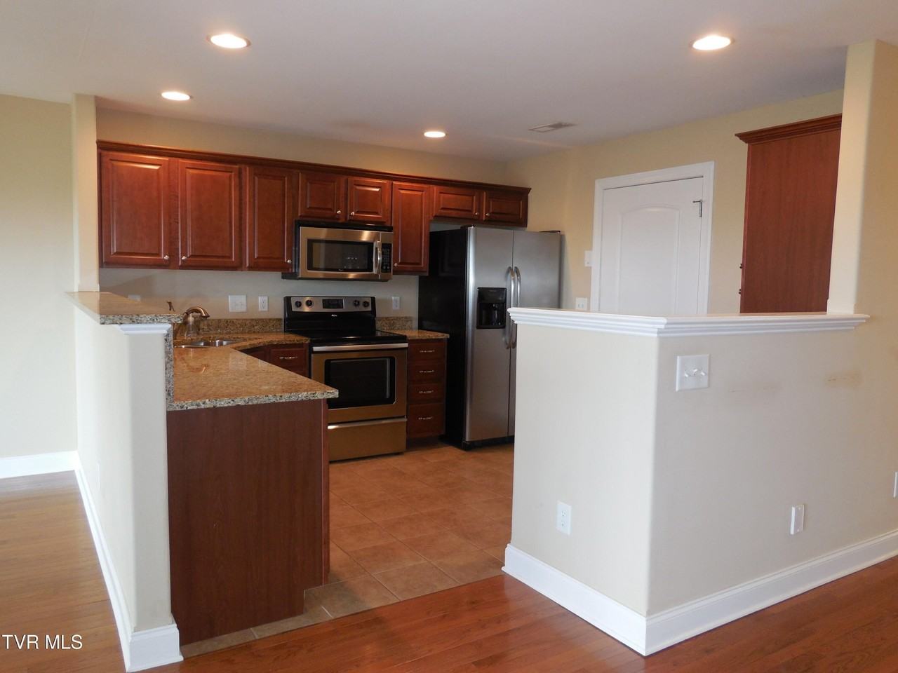 341 Coldwater Dr #0 - Photo 4 of 32