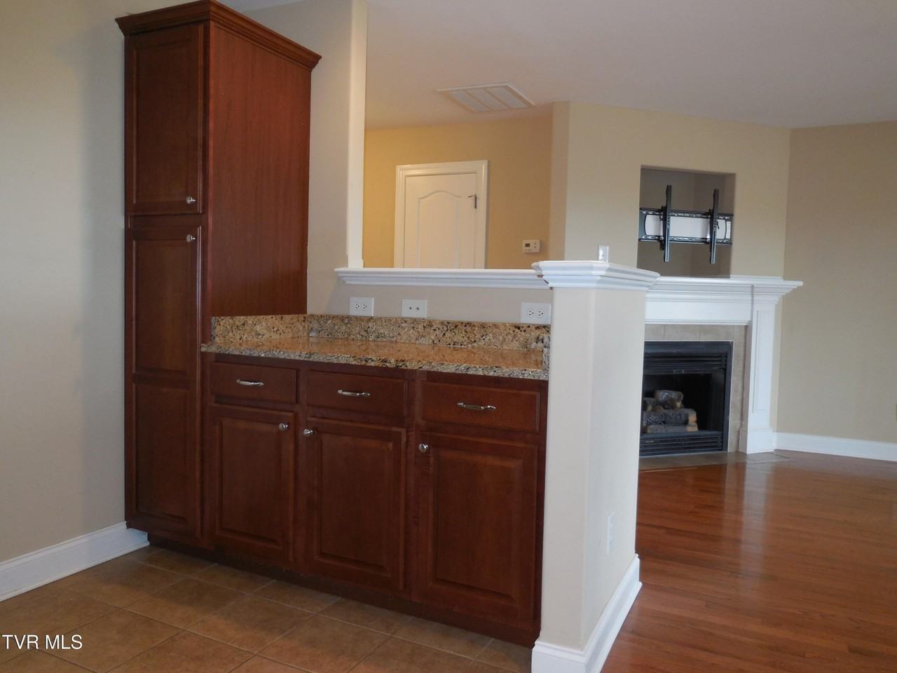 341 Coldwater Dr #0 - Photo 5 of 32
