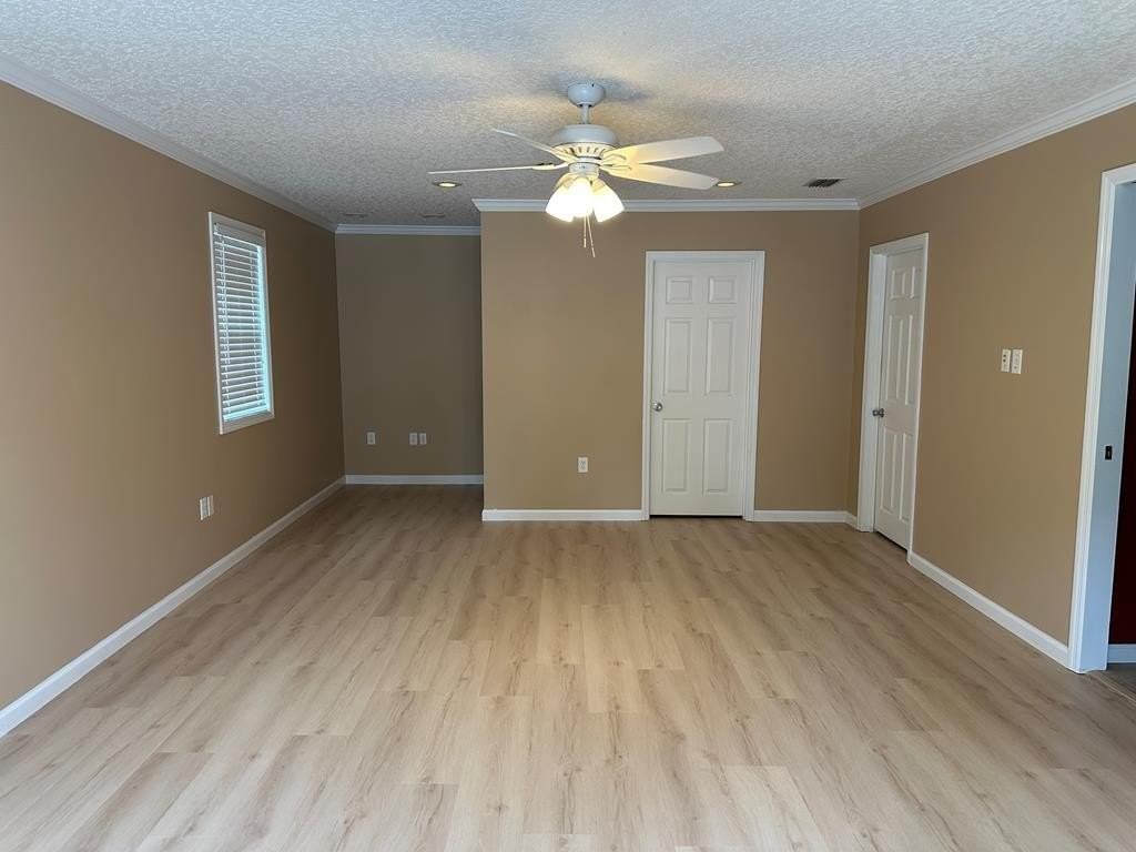 2208 White Oak Dr - Photo 5 of 22