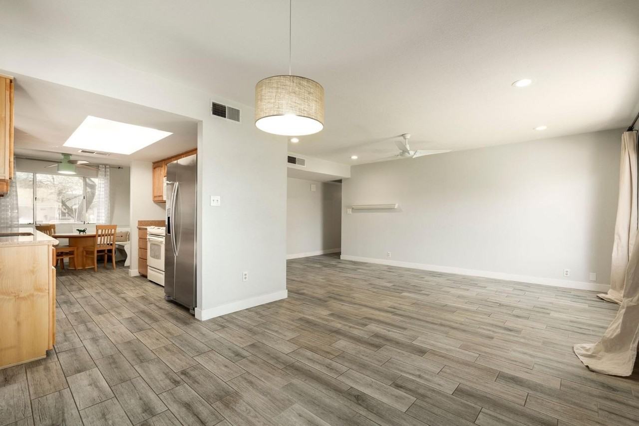 14237 N 34th Way - Photo 5 of 13