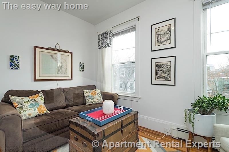 137 Columbia St #1L - Photo 4 of 6