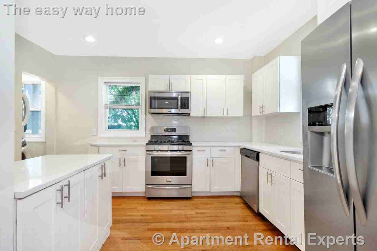 9 Winter Hill Rd #1 - Photo 5 of 22