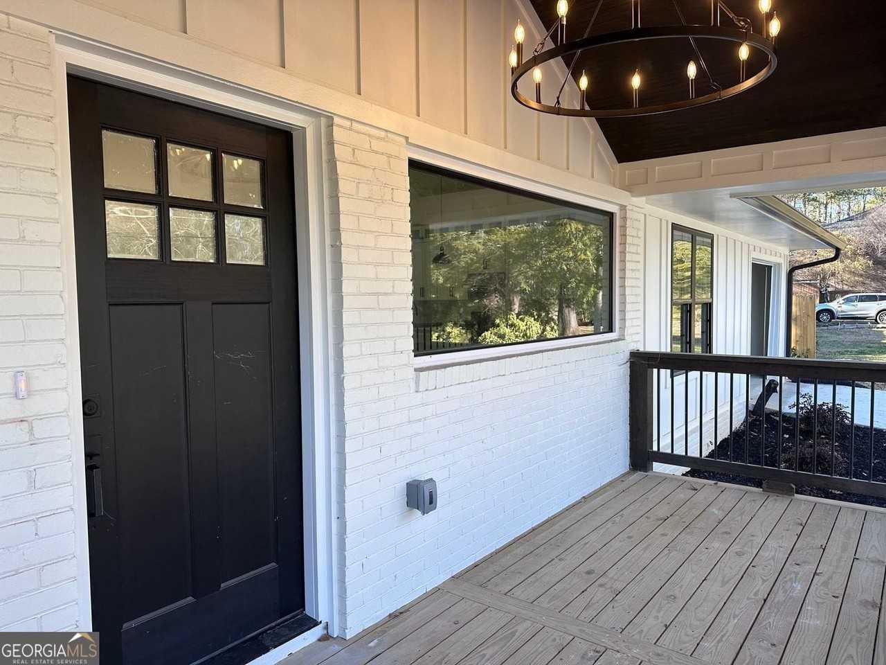 5140 Tilly Mill Rd - Photo 2 of 37