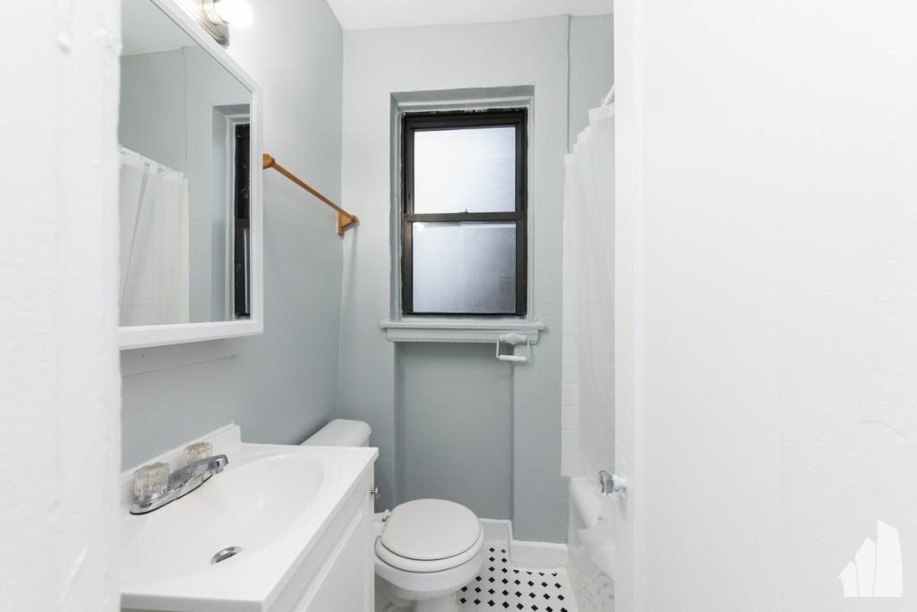 4735 N Beacon St #315 - Photo 6 of 7