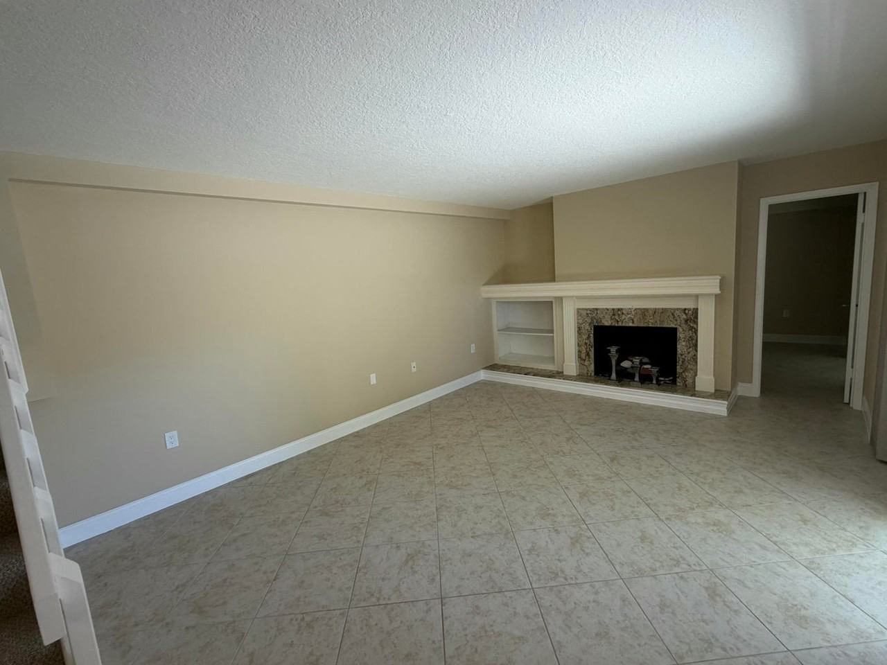 2407 24th Ln - Photo 4 of 5
