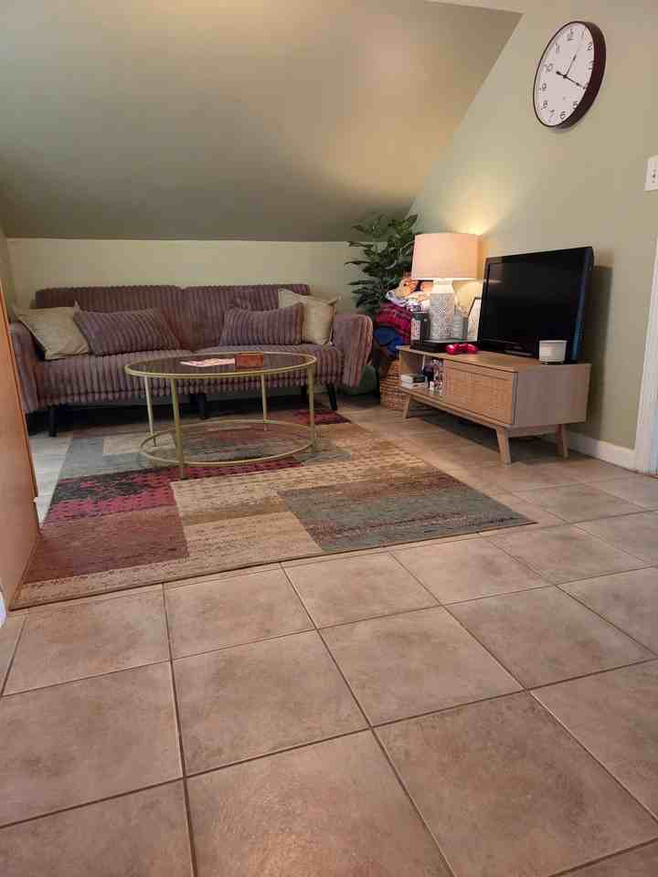 Saint Pauls Ave #2 - Photo 4 of 8
