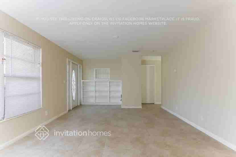 1302 W Broward St - Photo 3 of 8