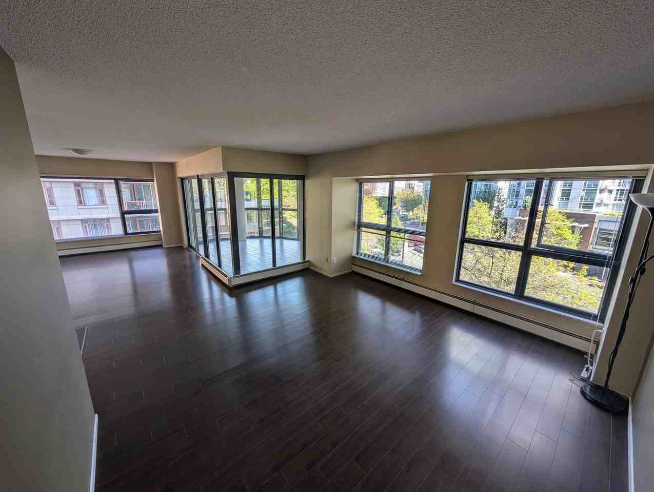 238 Alvin Narod Mews - Photo 3 of 17