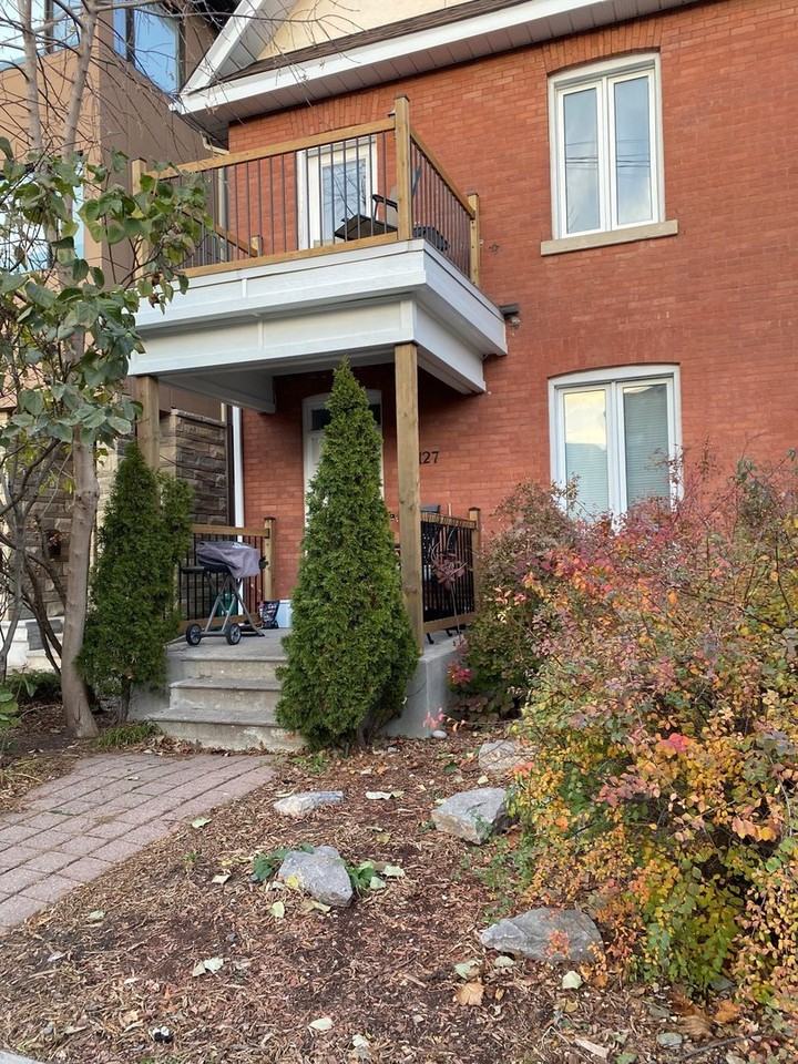 127 Drummond St - Photo 2 of 21