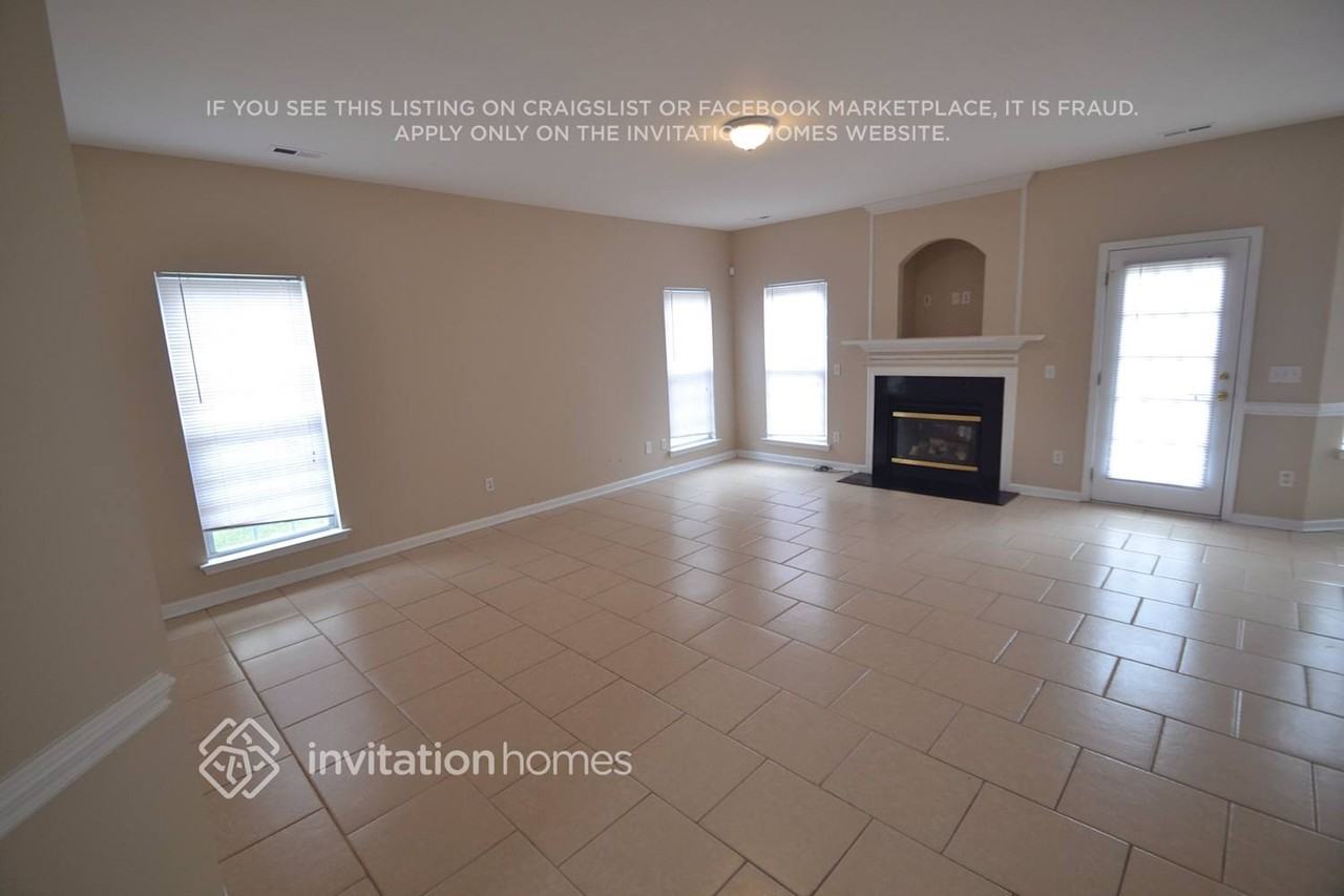 7311 Daerwood Pl - Photo 2 of 4