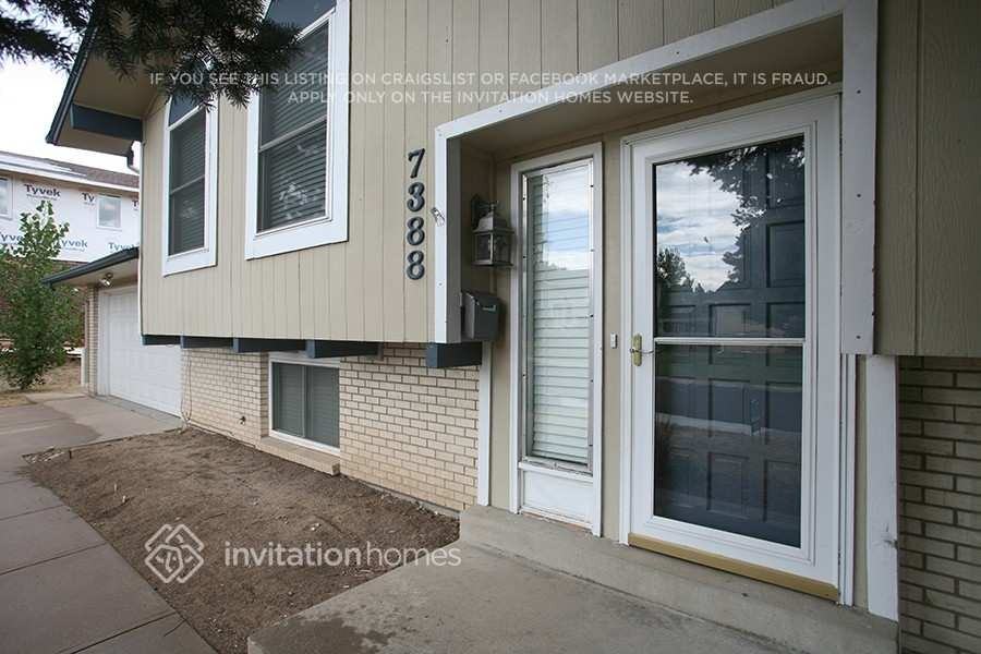 7388 S Quebec Ct - Photo 2 of 22
