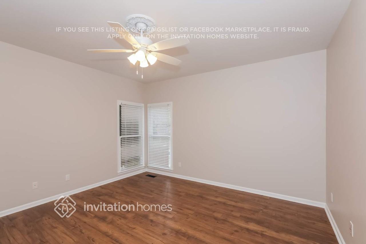 8701 Taybrook Dr - Photo 6 of 14