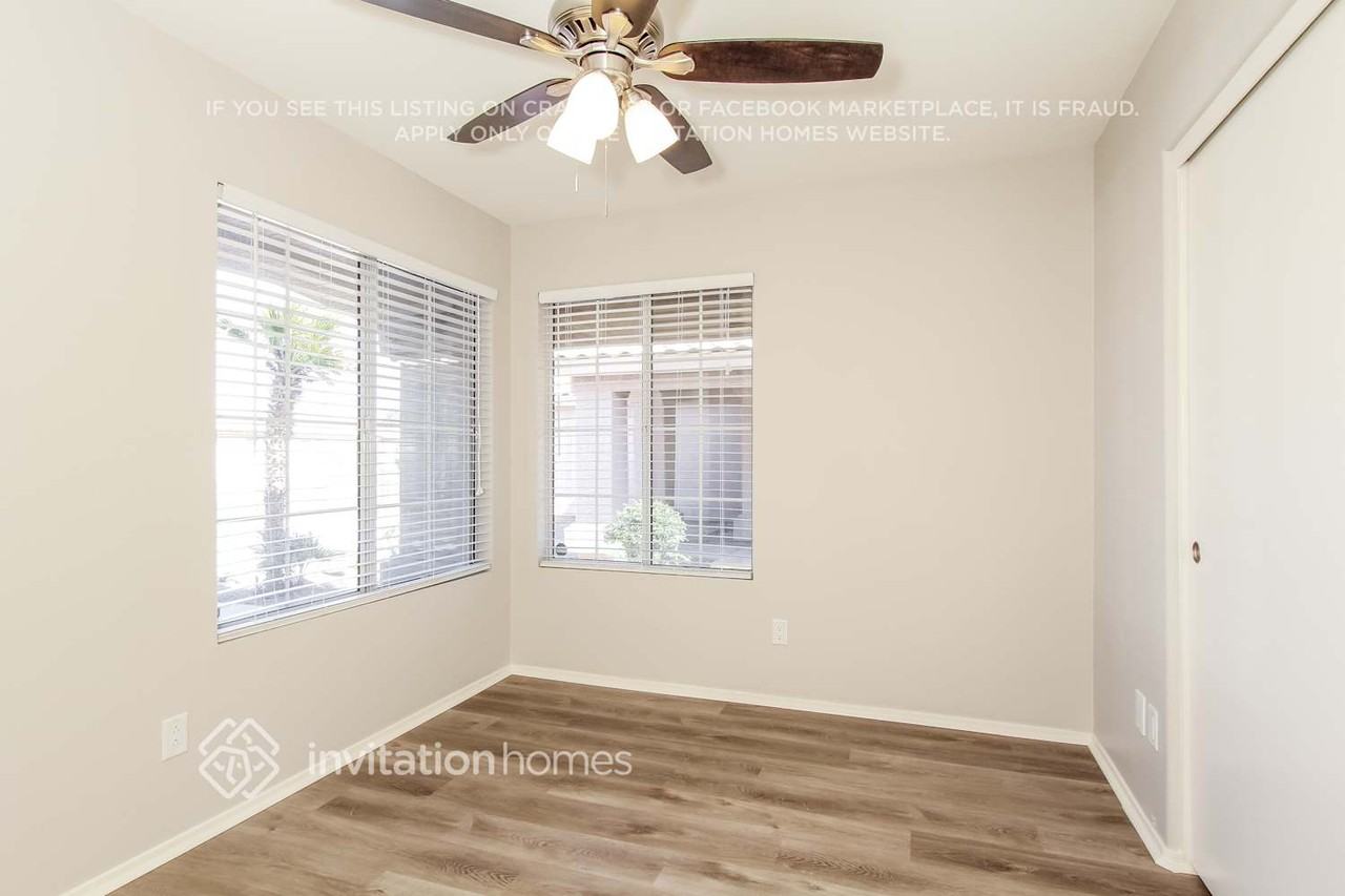 8343 W Bloomfield Rd - Photo 7 of 13