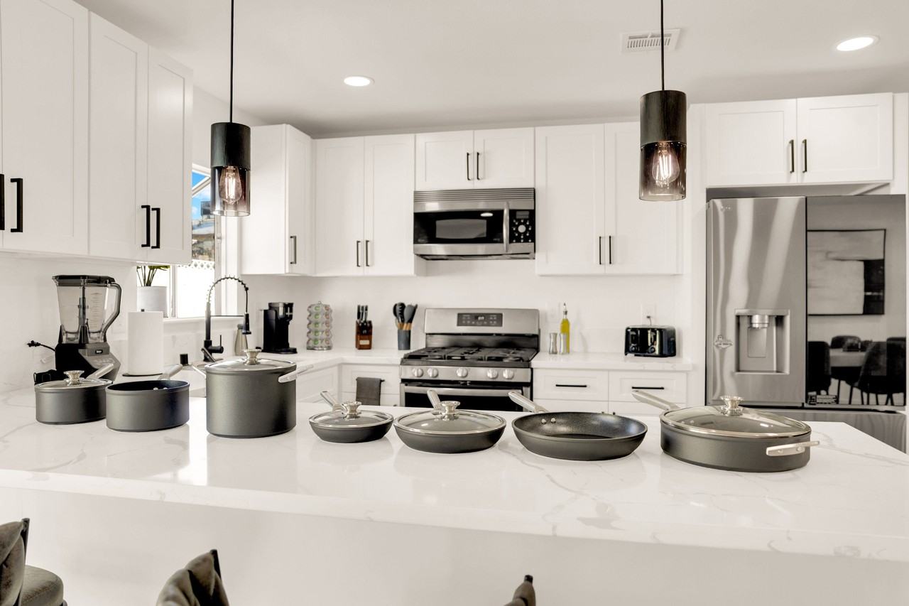 Battle Creek Cir - Photo 3 of 14