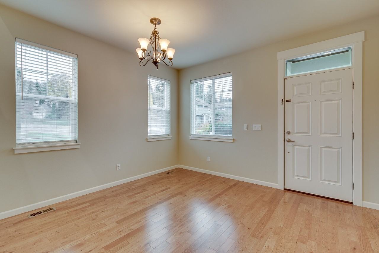 10936 182nd Ave Ne - Photo 6 of 27