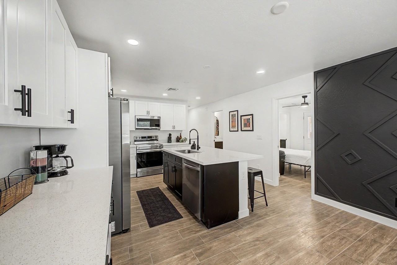 W 6th Dr - Photo 2 of 36