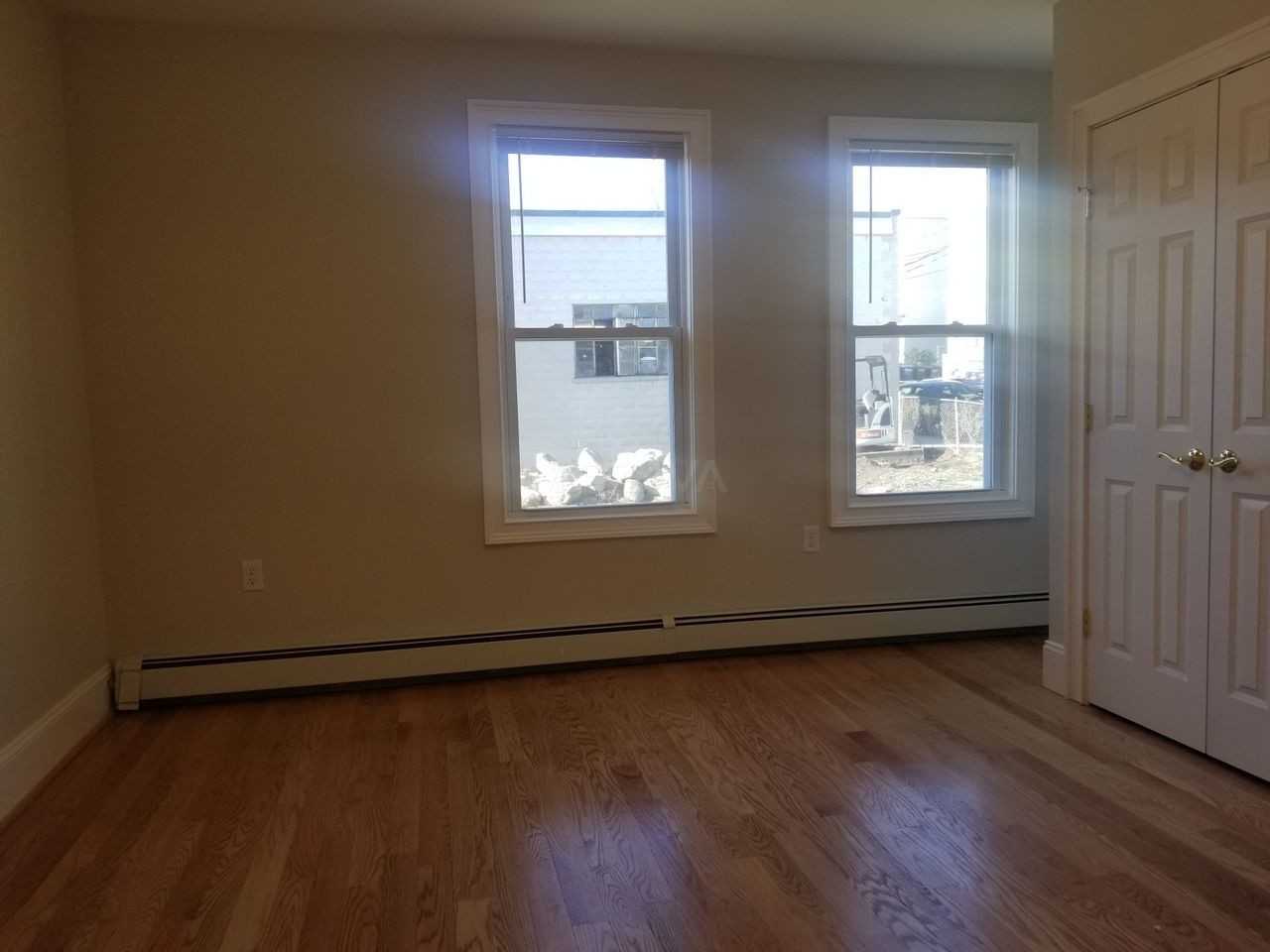 47 Fremont St #1 - Photo 2 of 15