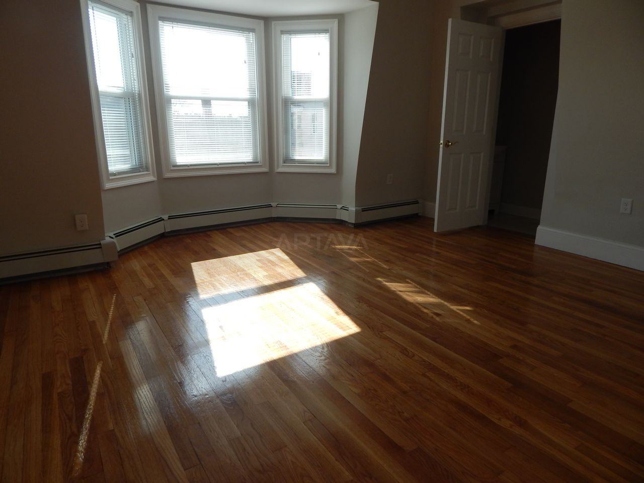 50 Springfield St #3 - Photo 3 of 7