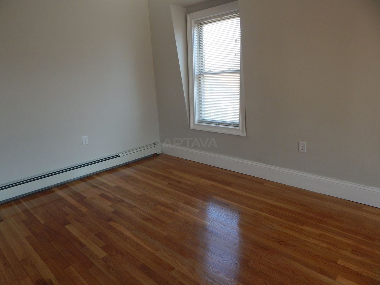 50 Springfield St #3 - Photo 2 of 7
