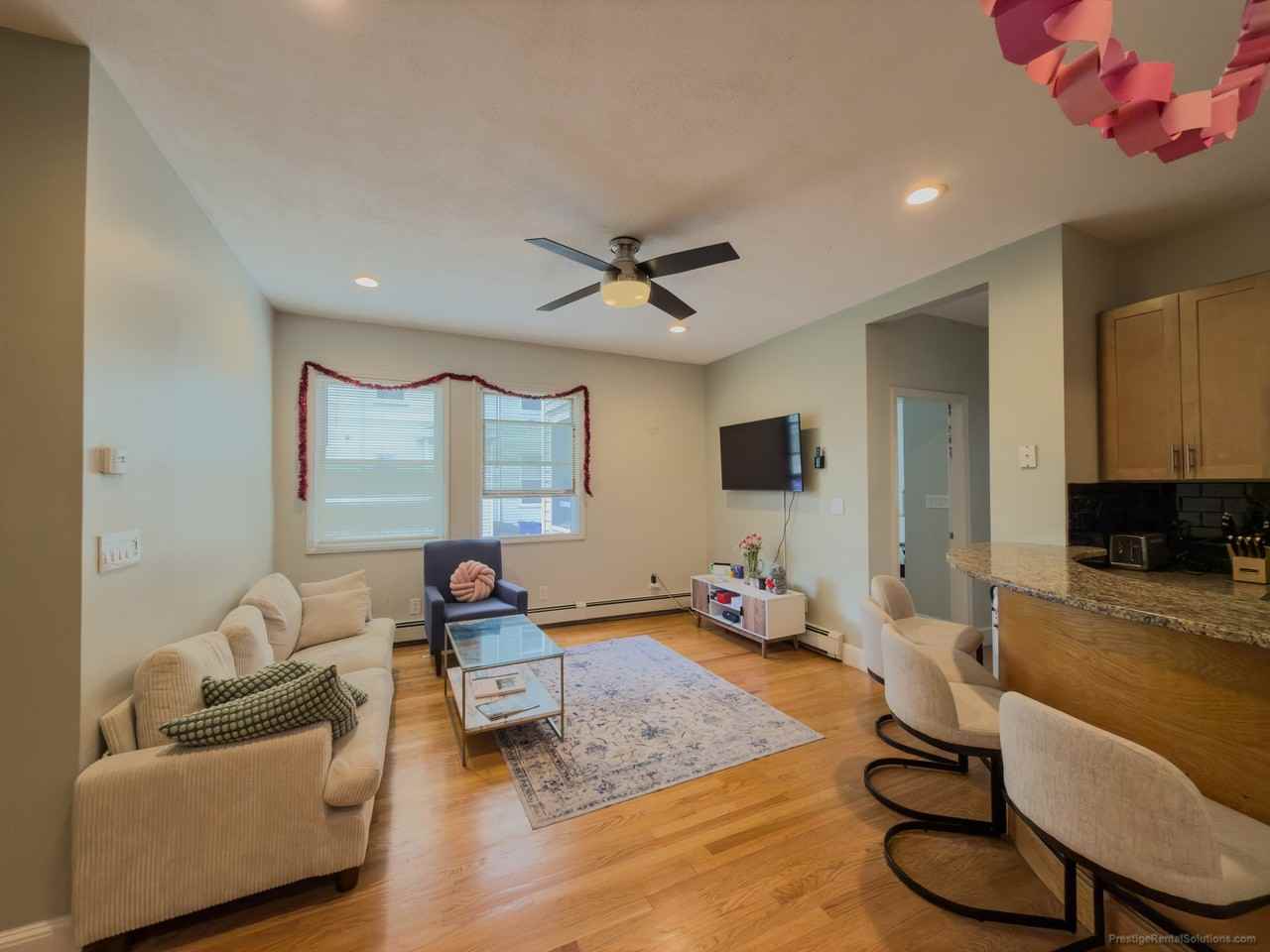 77 Easton St #1