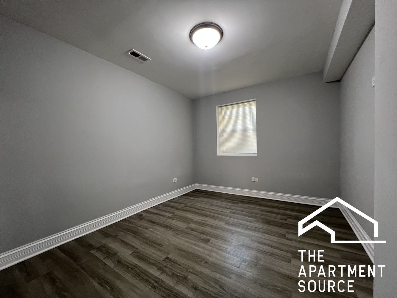 2100 S 51st Ave #2 - Photo 5 of 15