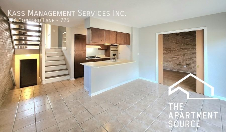726 Concord Ln #726 - Photo 2 of 11