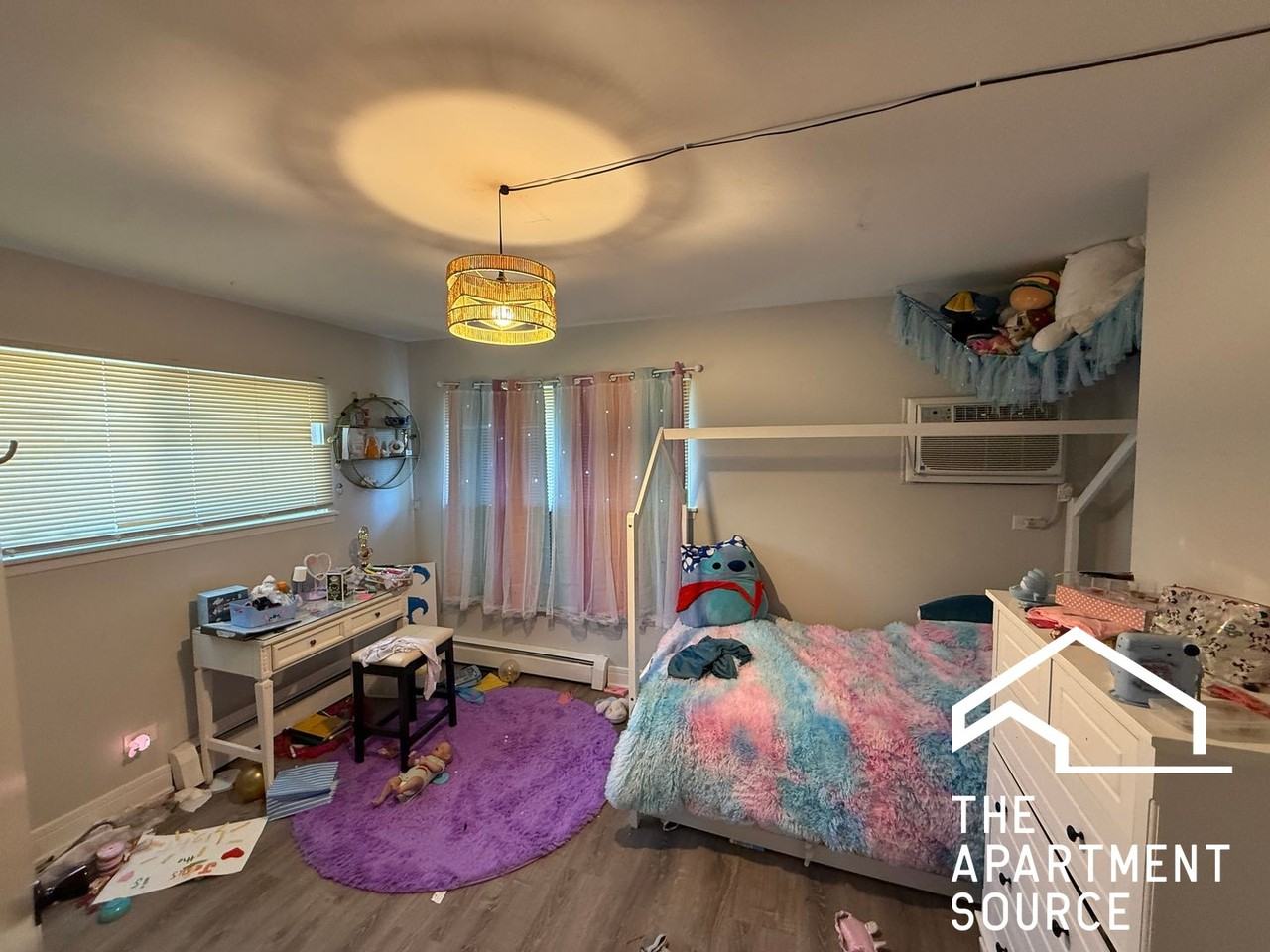 13 Scotdale Rd #4 - Photo 5 of 10