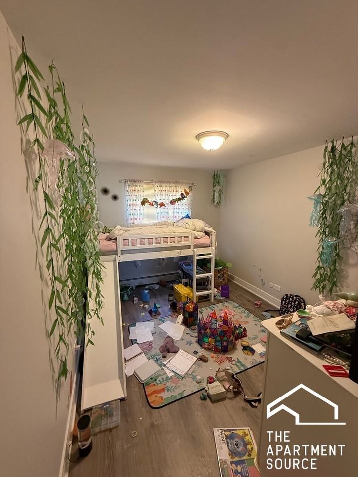 13 Scotdale Rd #4 - Photo 6 of 10