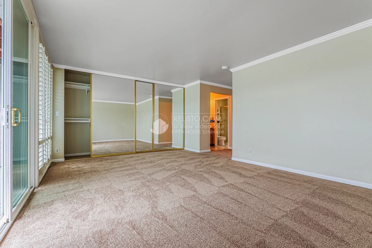 448 Fathom Dr - Photo 6 of 45