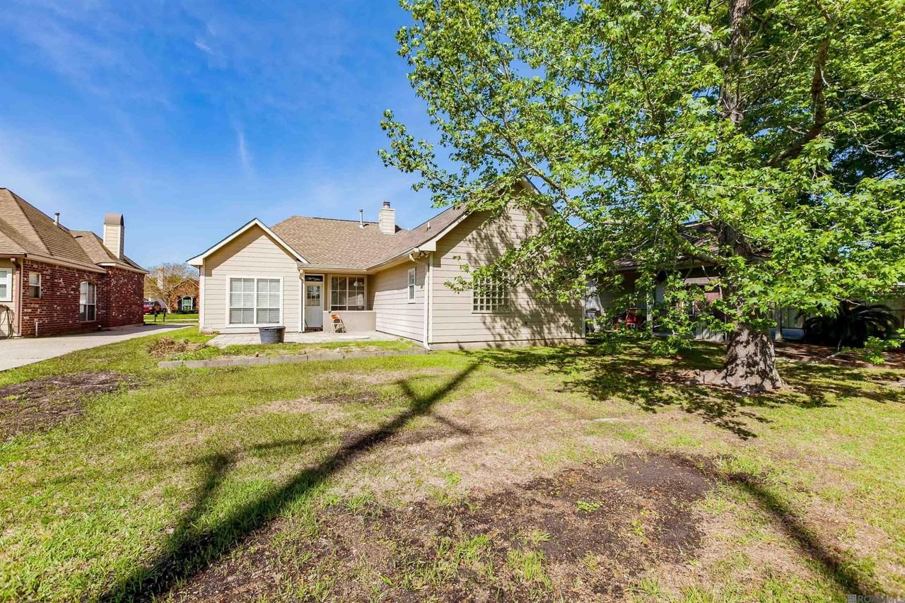 2129 Hunters Trail Dr - Photo 3 of 3