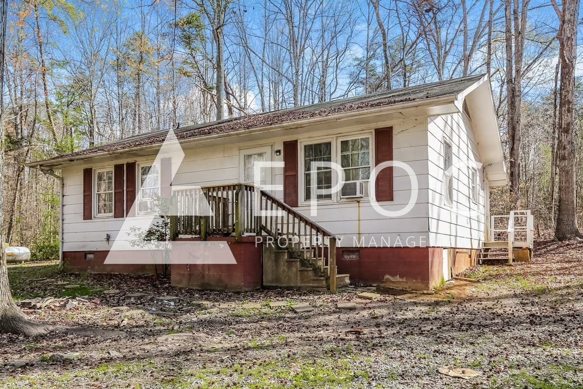 2799 North Carolina 14 - Photo 3 of 15