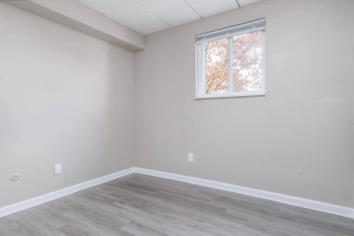 2218 N 4th St #5 - Photo 6 of 10