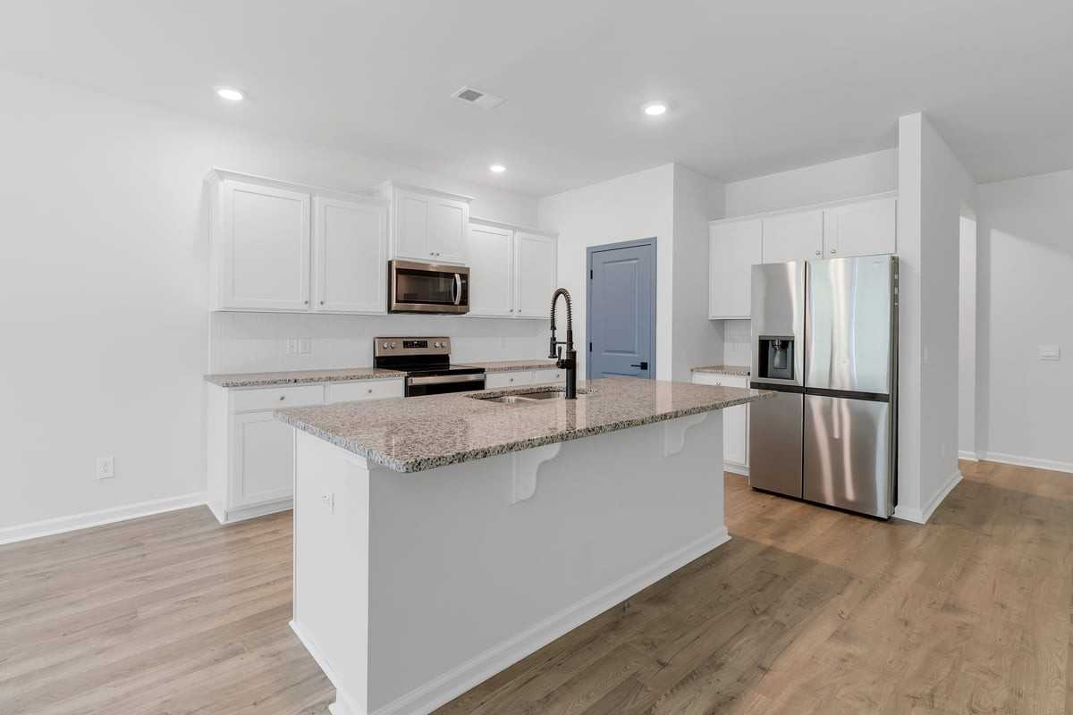 216 Sugar Pine Dr - Photo 3 of 50