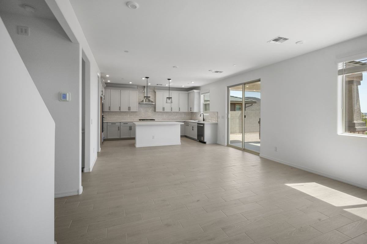13415 W Eagle Feather Rd - Photo 6 of 50