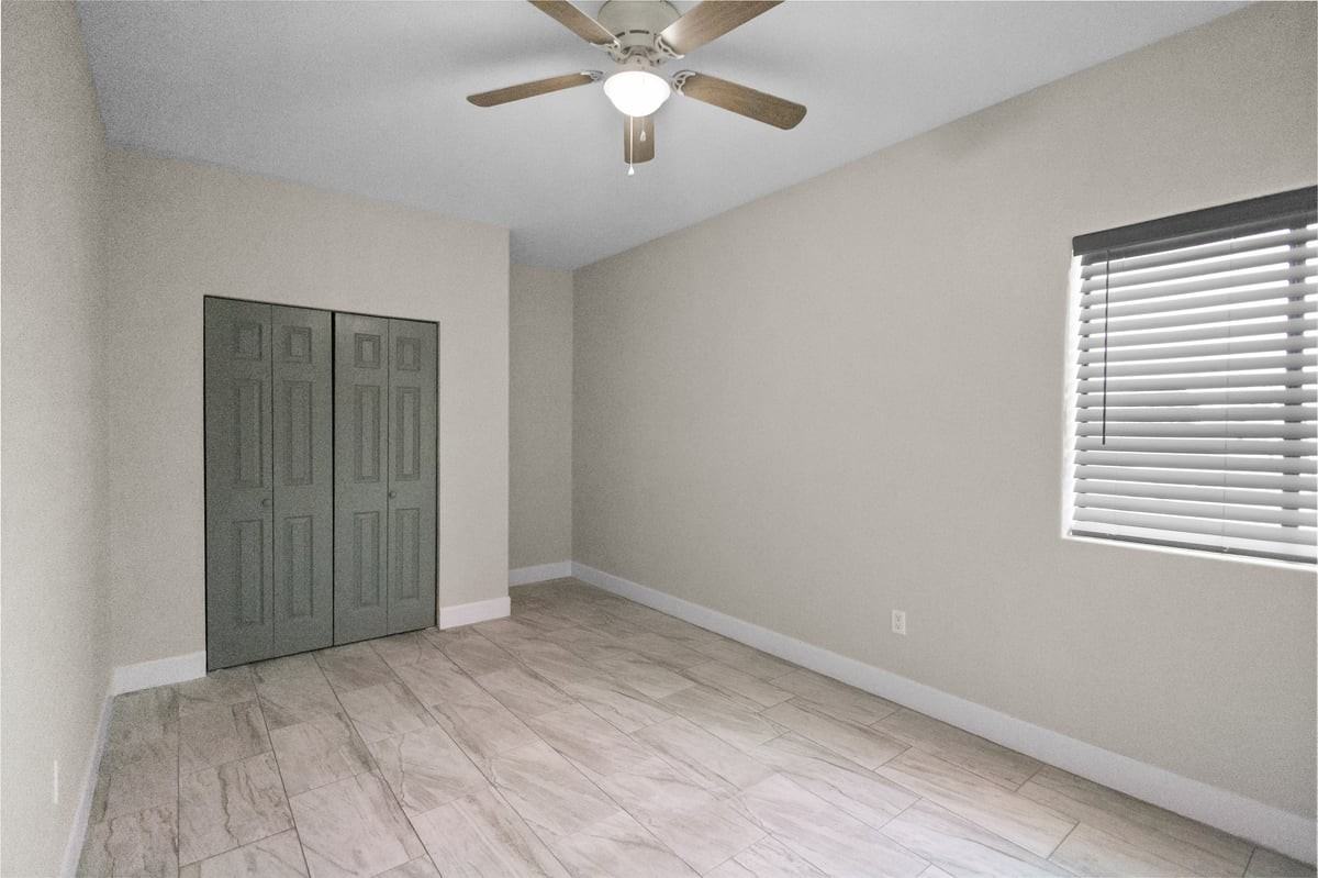 7631 N 59th Ln #3-7631N - Photo 5 of 26