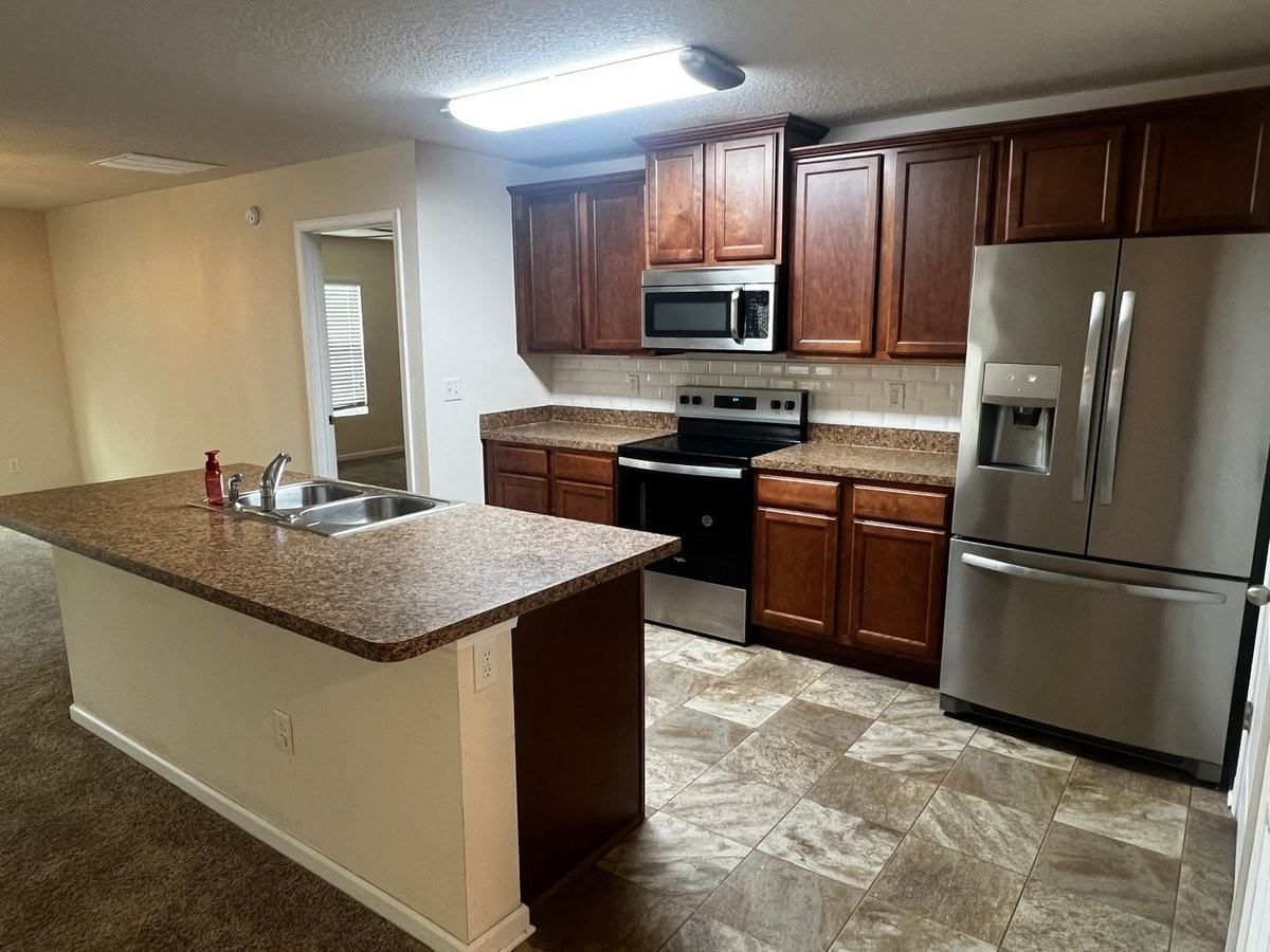 239 Brooklet Cir - Photo 7 of 16