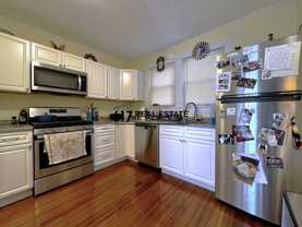 237 N Harvard St #1L - Photo 1 of 1