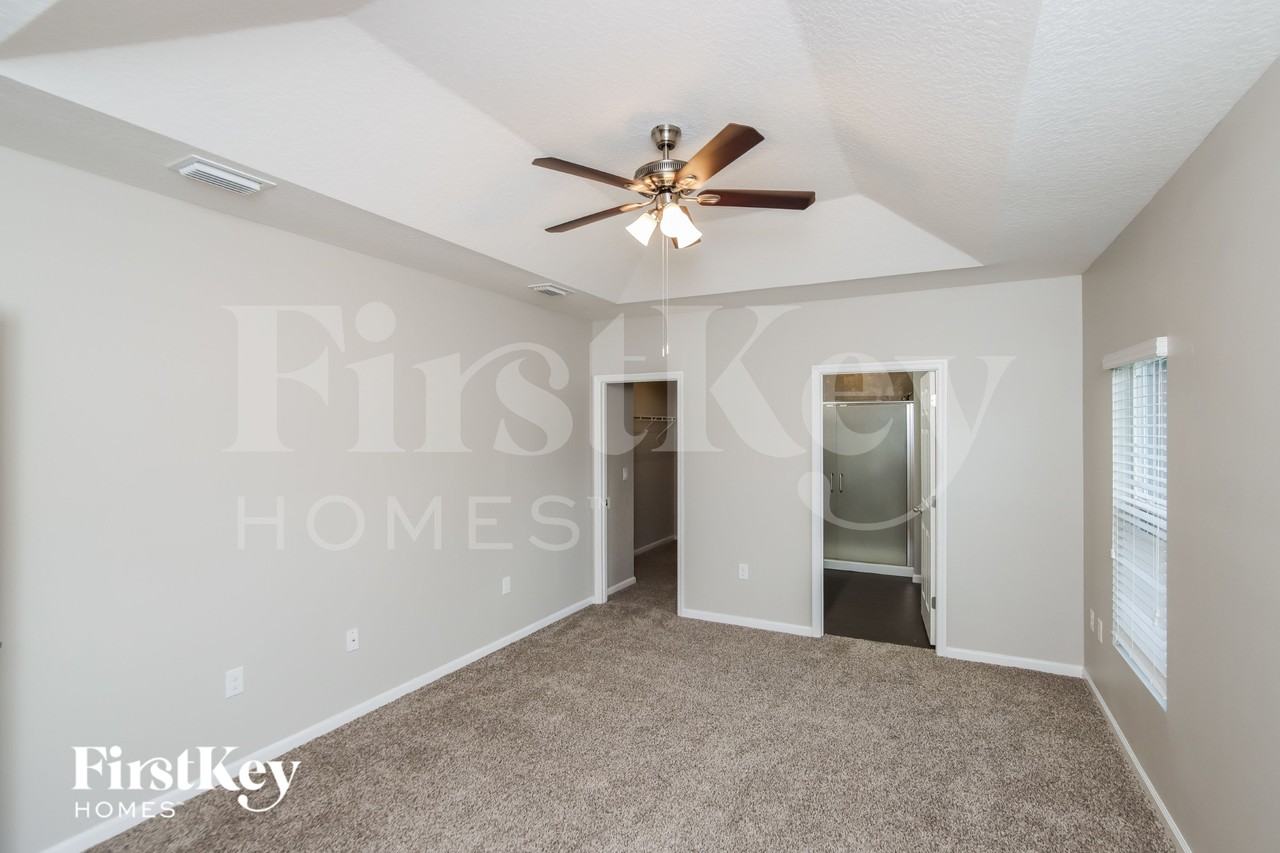 1224 Dillard Dr Se - Photo 7 of 16