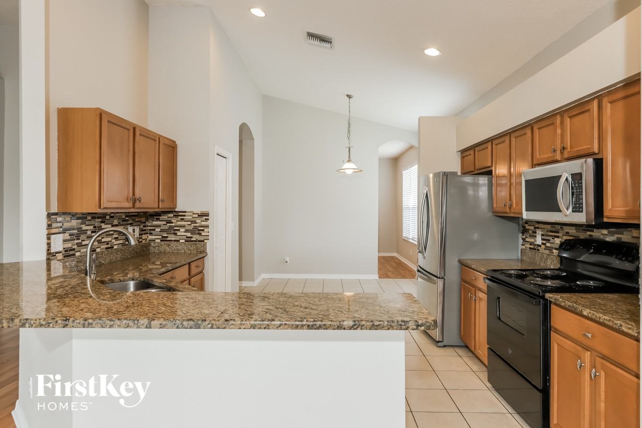 9409 Laurel Ledge Dr - Photo 6 of 15