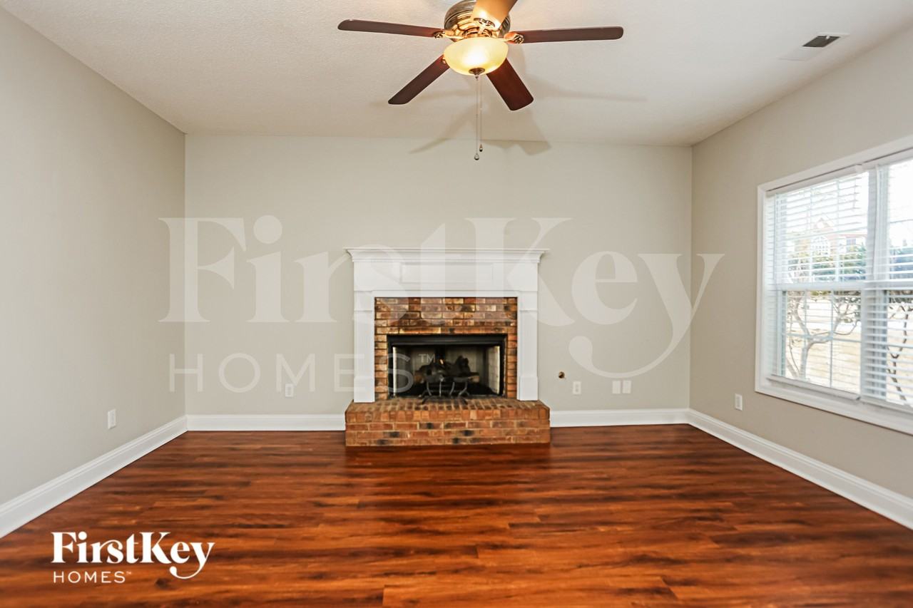 3264 Fruitwood Ln - Photo 4 of 18