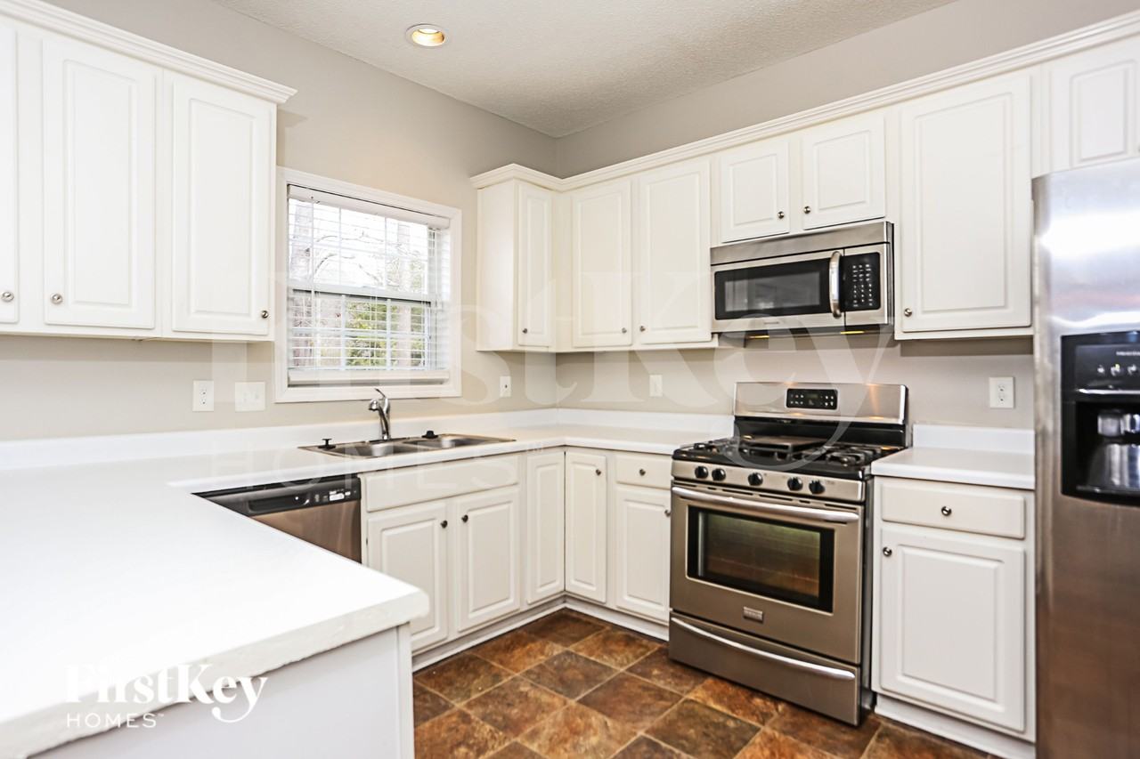 3264 Fruitwood Ln - Photo 6 of 18