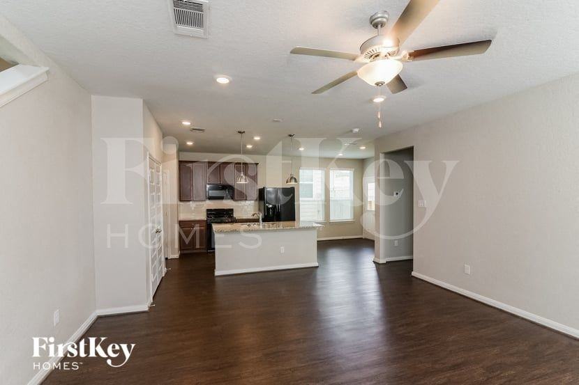 5115 Longhorn Riv - Photo 2 of 15