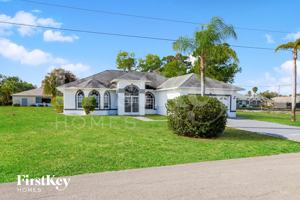 featured image of 718 Long Lines Ln