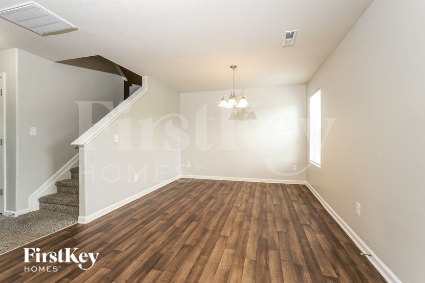108 Bedrock Ct - Photo 6 of 19