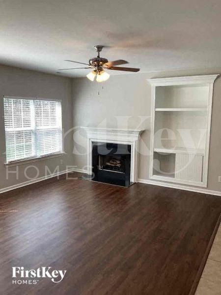 4018 Caldwell Ridge Pkwy - Photo 4 of 10