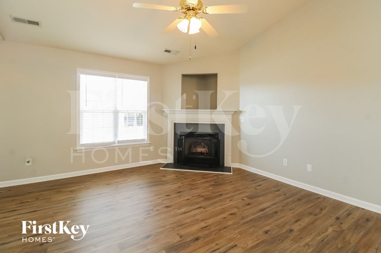 109 Wynbrook Ct - Photo 2 of 18