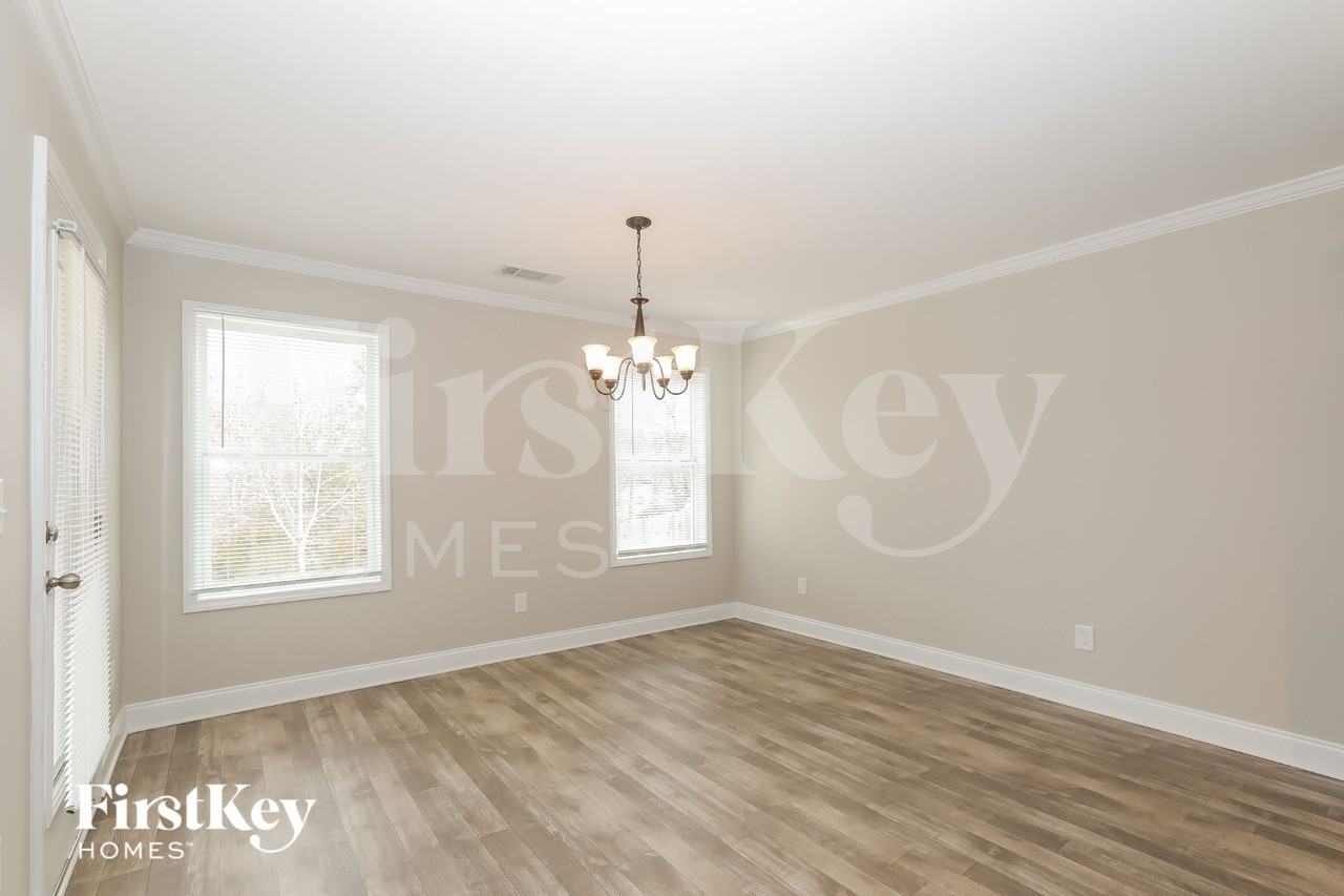 1205 Oak Springs Way - Photo 4 of 15