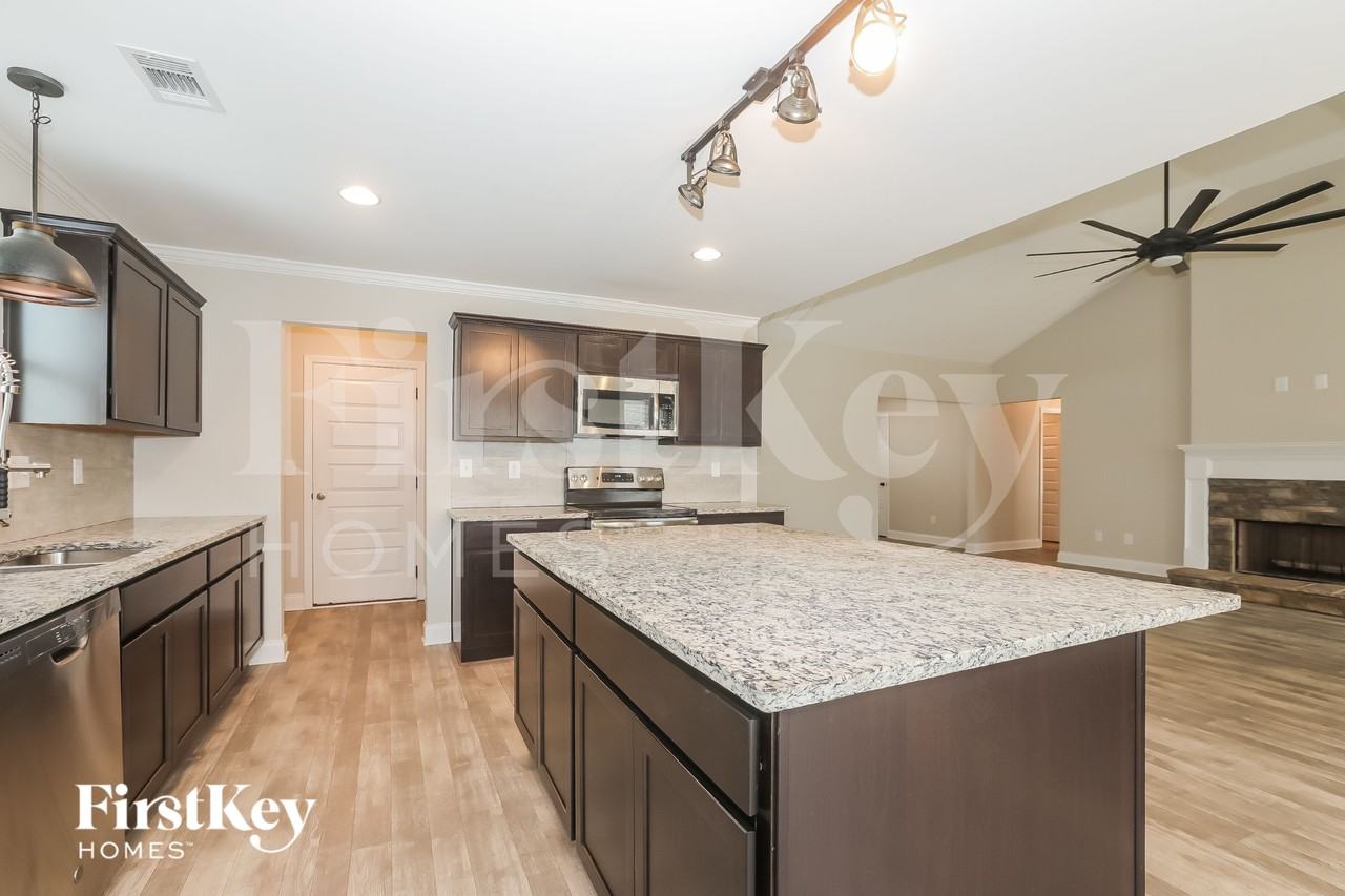 1205 Oak Springs Way - Photo 5 of 15