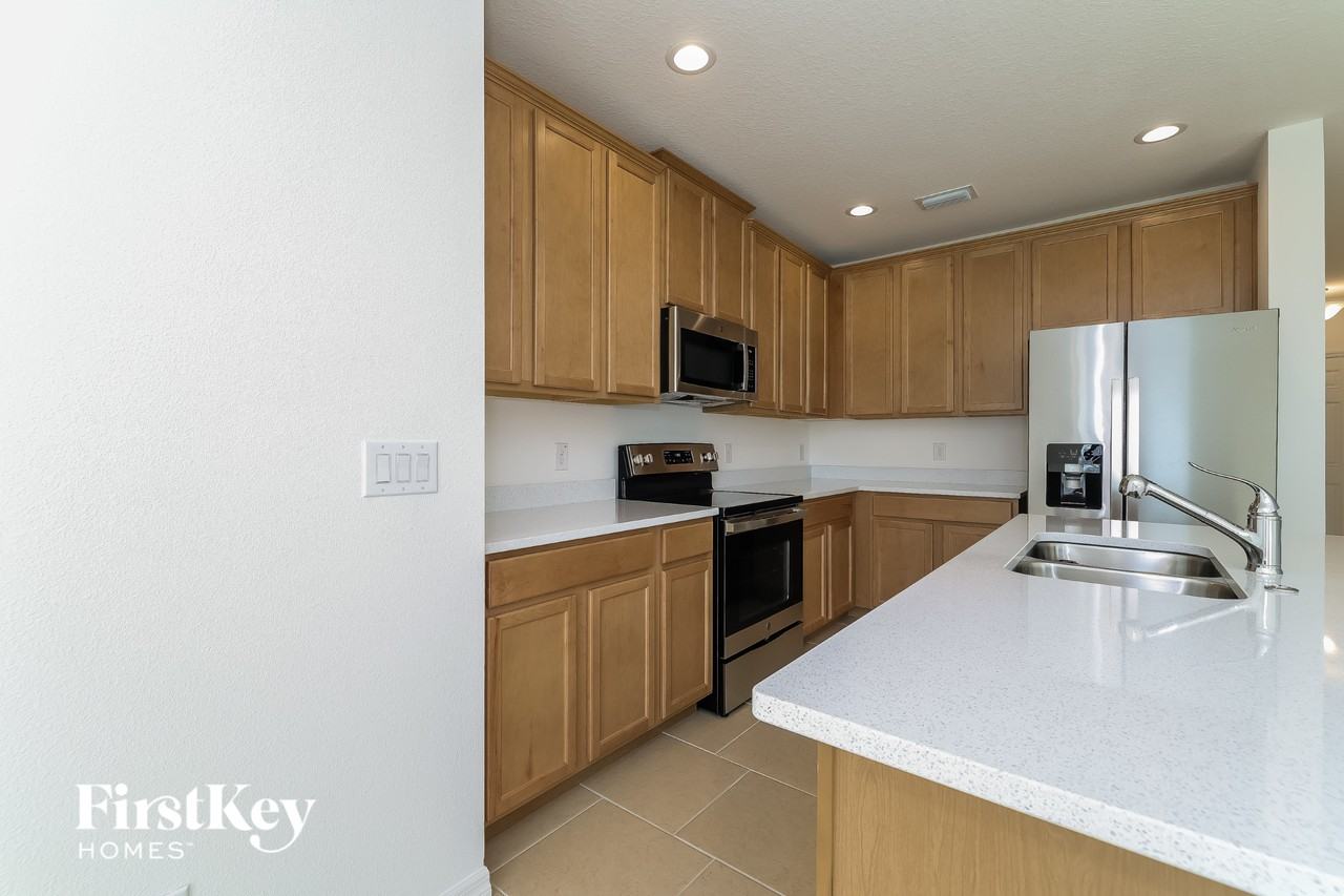 705 Fiddlesticks Dr - Photo 6 of 15